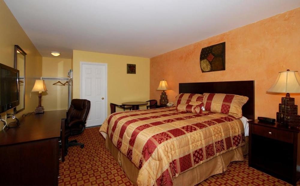 Santa Clarita Motel - Near six Flags Magic Mountain - Valencia